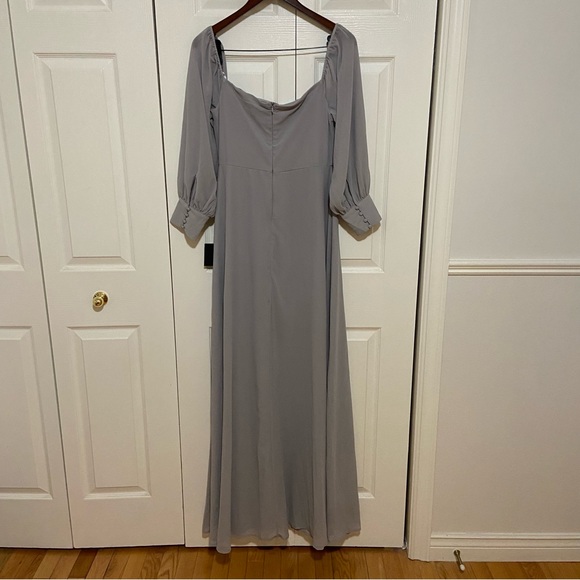 Lulu’s NWT Off The Shoulder Square Neck Long Sleeve Maxi Gown Dress Large Gray - Picture 4 of 8